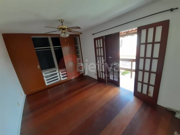 Casa à venda com 3 quartos, 136m² - Foto 4