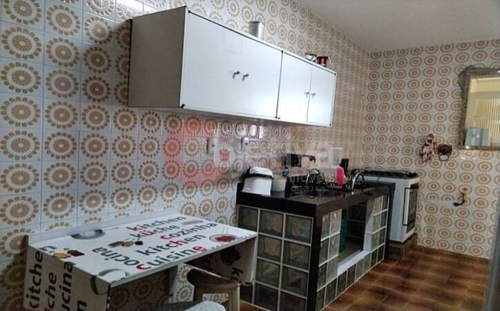 Apartamento à venda com 2 quartos, 85m² - Foto 9