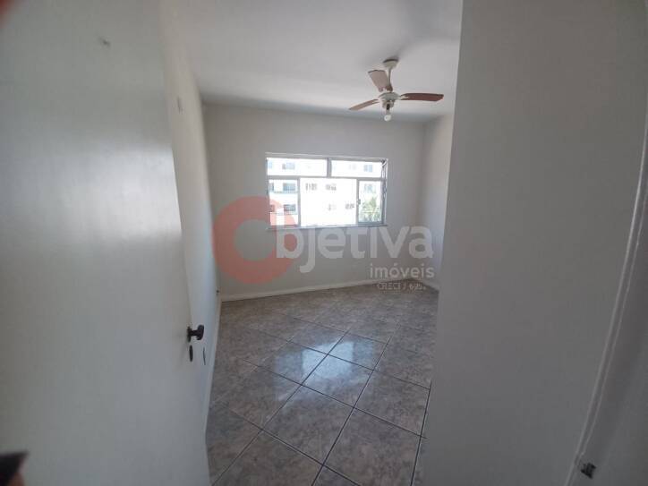 Apartamento à venda com 3 quartos, 134m² - Foto 15