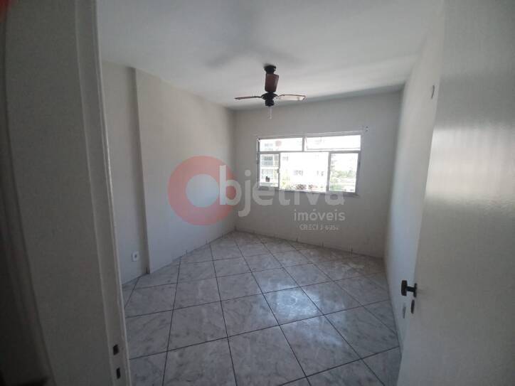 Apartamento à venda com 3 quartos, 134m² - Foto 17