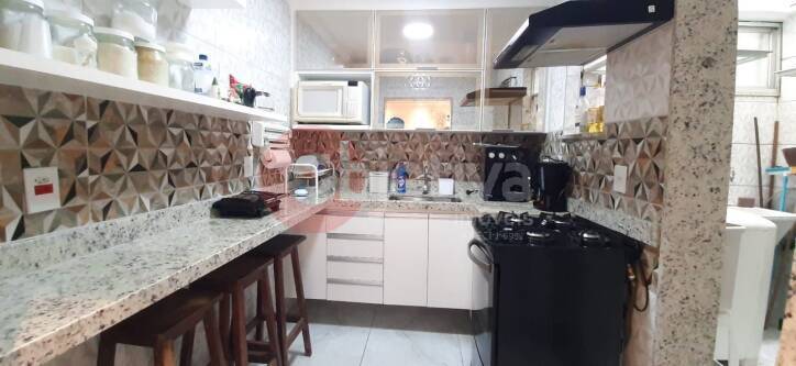 Apartamento à venda com 3 quartos, 110m² - Foto 4