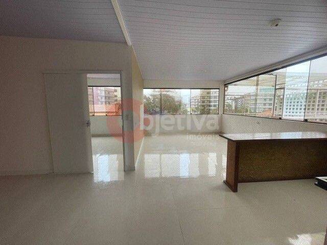 Casa à venda com 10 quartos, 240m² - Foto 14