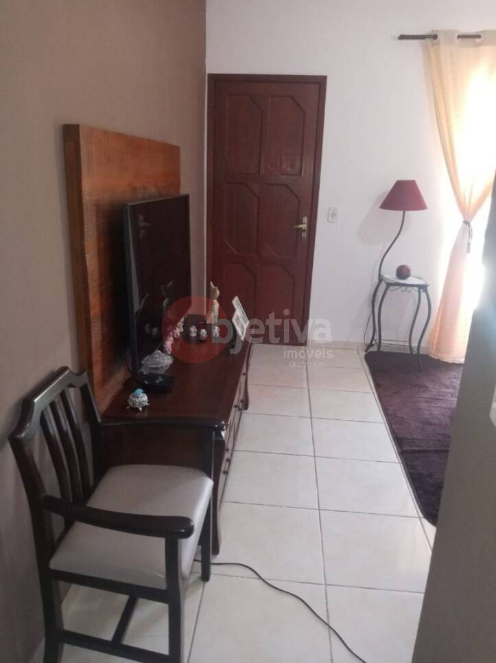 Apartamento à venda com 2 quartos, 81m² - Foto 1