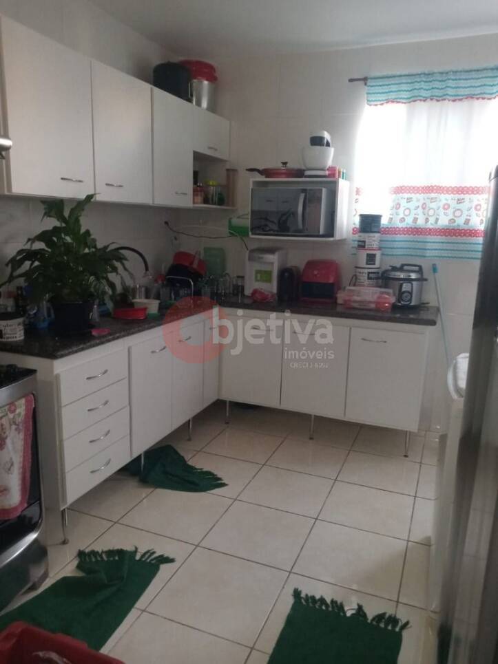 Apartamento à venda com 2 quartos, 81m² - Foto 4