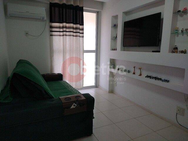 Apartamento à venda com 2 quartos, 75m² - Foto 3