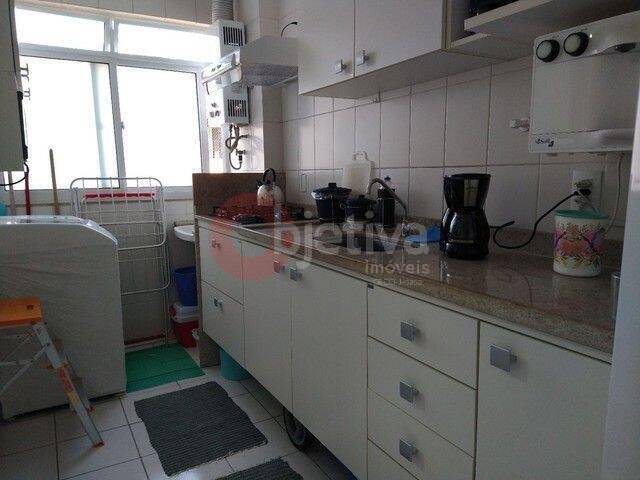 Apartamento à venda com 2 quartos, 75m² - Foto 10