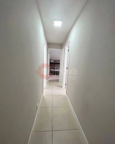 Apartamento à venda com 3 quartos, 107m² - Foto 3