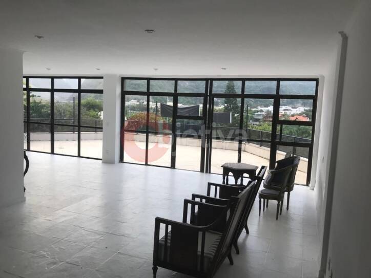 Cobertura à venda com 4 quartos, 380m² - Foto 8