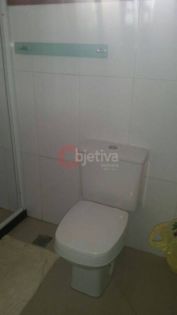 Casa à venda com 3 quartos, 202m² - Foto 18