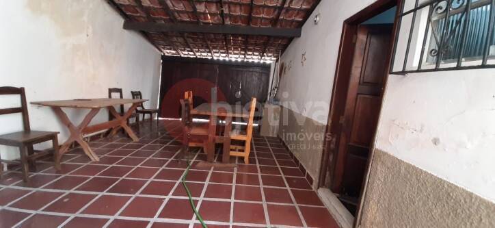 Casa à venda com 3 quartos, 100m² - Foto 25