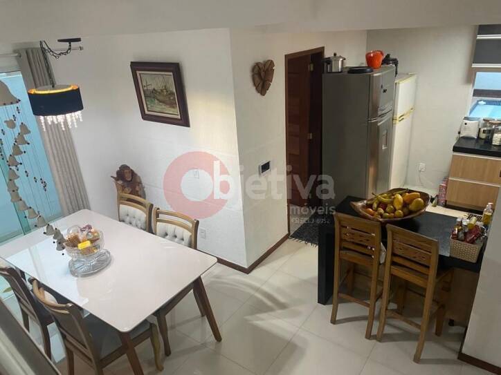 Casa à venda com 4 quartos, 175m² - Foto 5