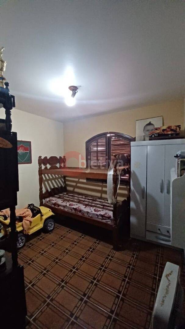 Casa à venda com 3 quartos, 175m² - Foto 15