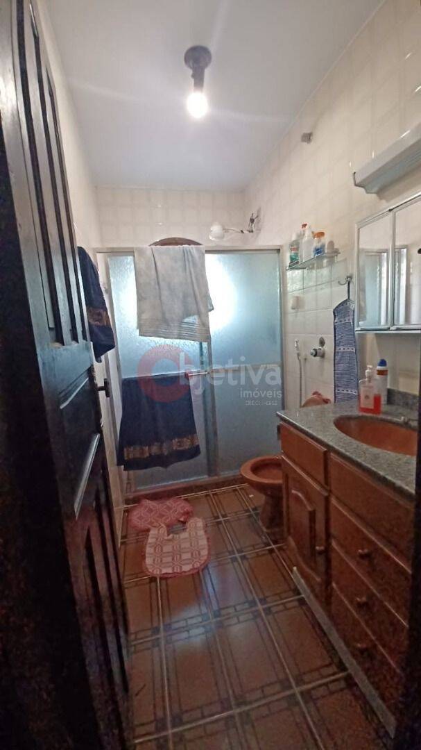 Casa à venda com 3 quartos, 175m² - Foto 22