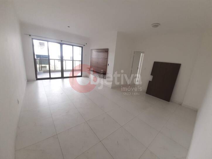 Apartamento à venda com 3 quartos, 140m² - Foto 1