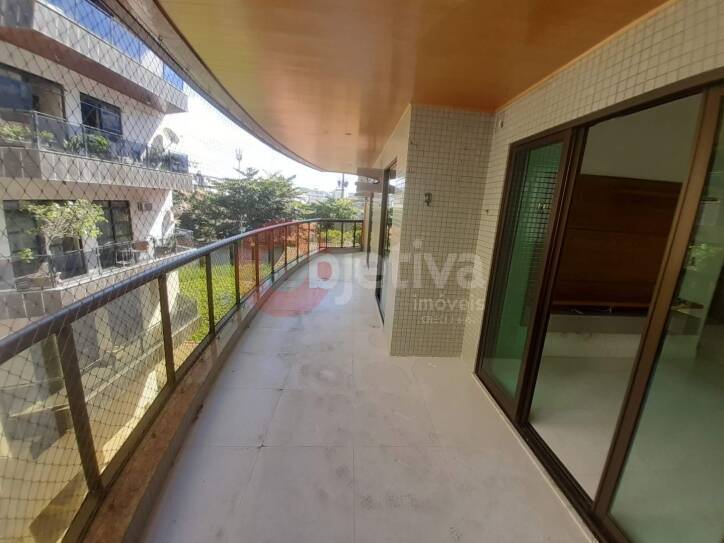 Apartamento à venda com 3 quartos, 140m² - Foto 15