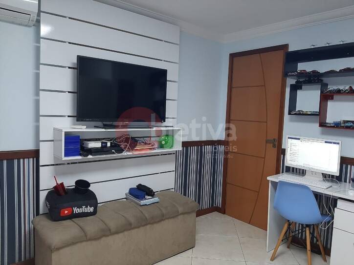 Casa à venda com 2 quartos, 70m² - Foto 22