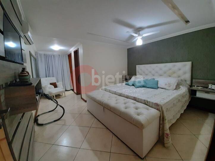 Casa à venda com 2 quartos, 70m² - Foto 25