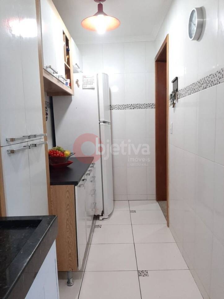 Casa à venda com 2 quartos, 70m² - Foto 34