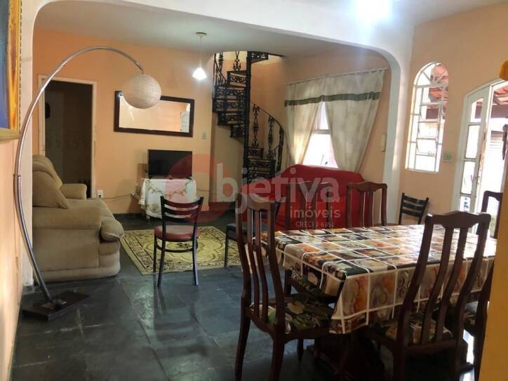 Casa à venda com 4 quartos, 130m² - Foto 6