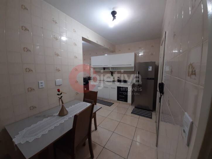 Apartamento à venda com 3 quartos, 110m² - Foto 2