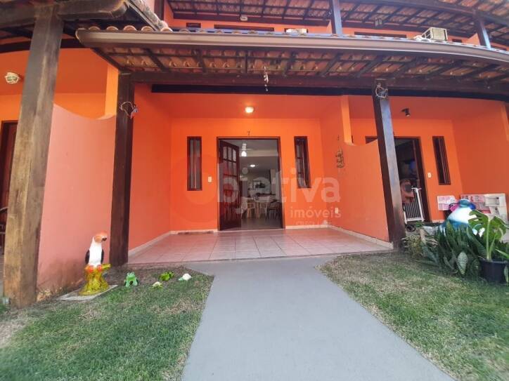 Casa à venda com 2 quartos, 100m² - Foto 4