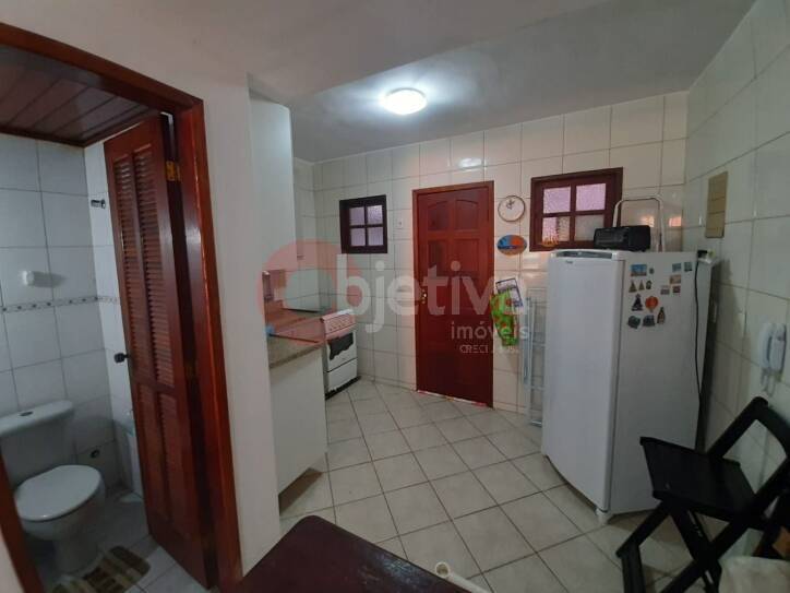 Casa à venda com 2 quartos, 100m² - Foto 35