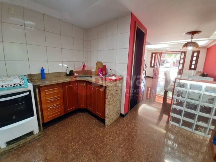 Casa à venda com 2 quartos, 100m² - Foto 16