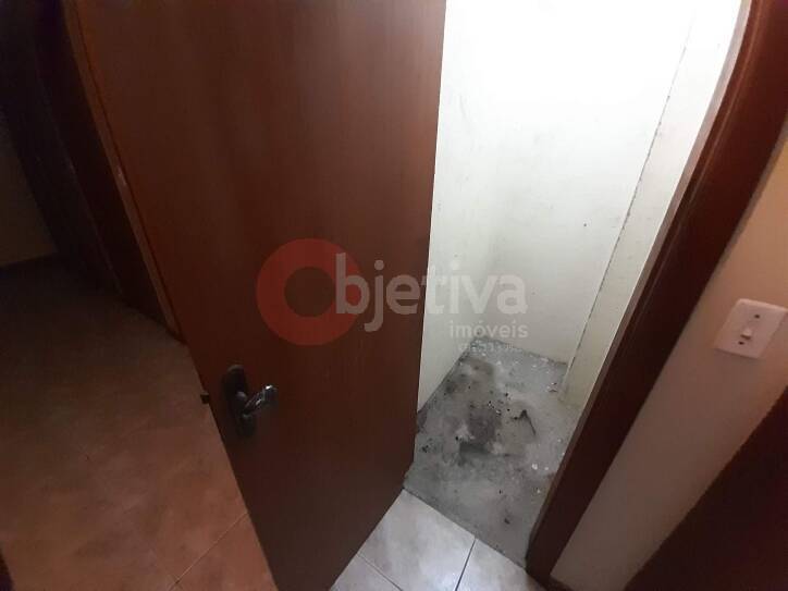 Apartamento à venda com 2 quartos, 95m² - Foto 4