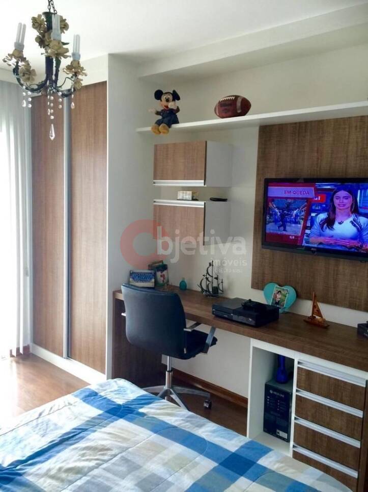 Casa à venda com 3 quartos, 170m² - Foto 7