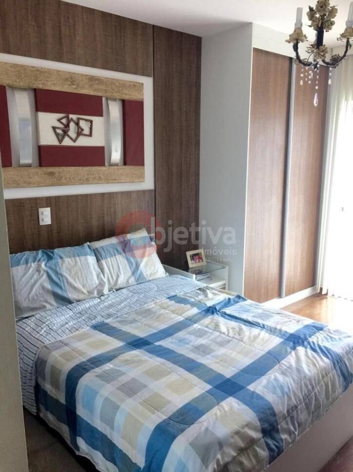 Casa à venda com 3 quartos, 170m² - Foto 8