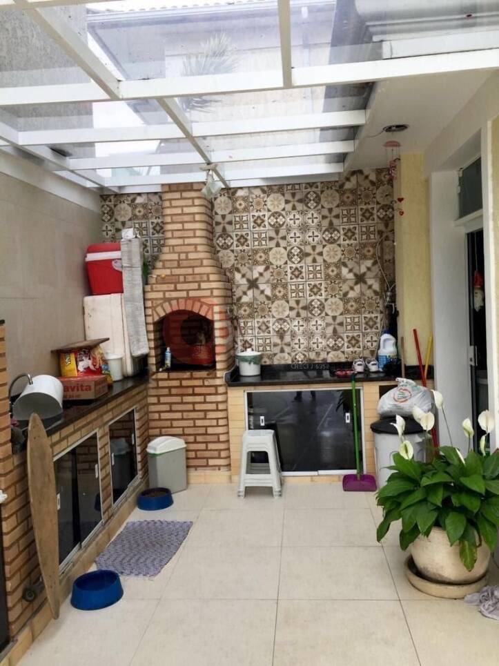 Casa à venda com 3 quartos, 170m² - Foto 12