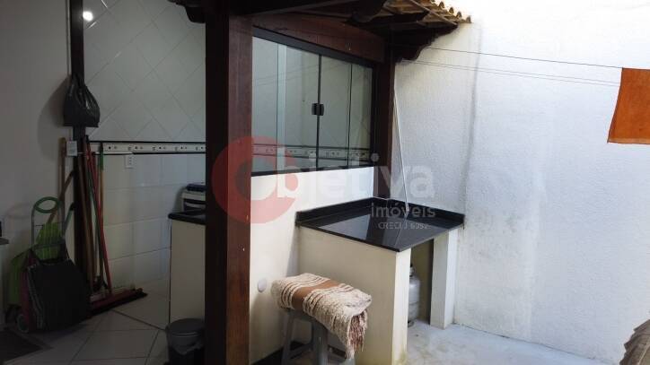 Casa à venda com 3 quartos, 93m² - Foto 22