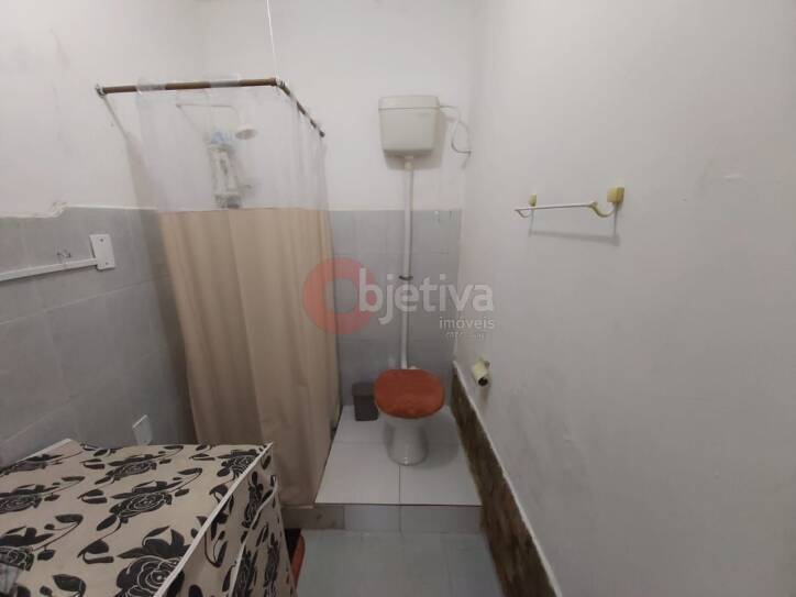 Casa à venda com 2 quartos, 300m² - Foto 14