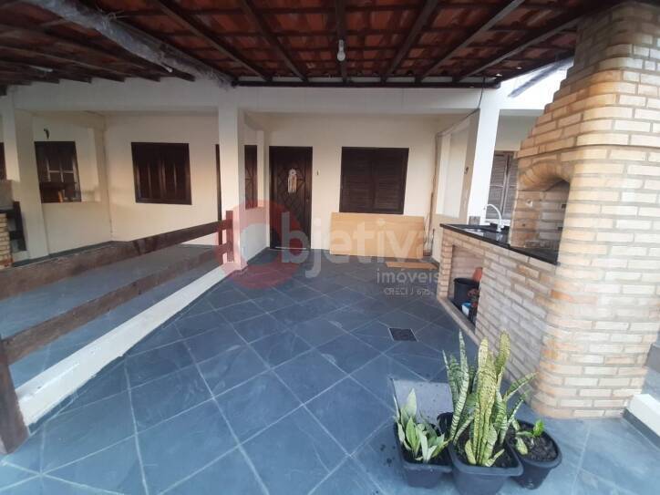 Casa à venda com 3 quartos, 360m² - Foto 3