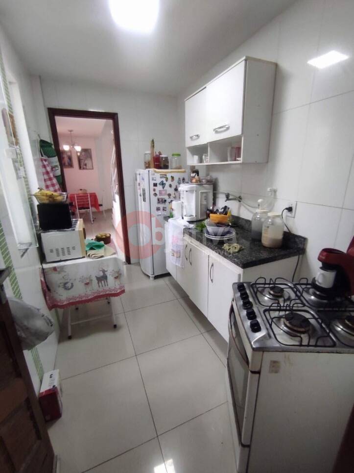 Casa à venda com 3 quartos, 102m² - Foto 11