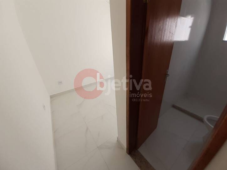 Casa à venda com 2 quartos, 90m² - Foto 8