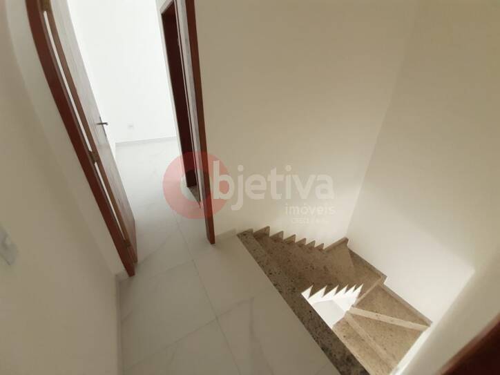 Casa à venda com 2 quartos, 90m² - Foto 9