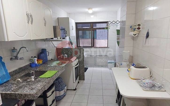 Apartamento à venda com 2 quartos, 75m² - Foto 9