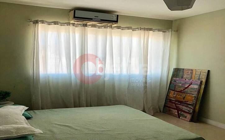 Casa à venda com 4 quartos, 225m² - Foto 13