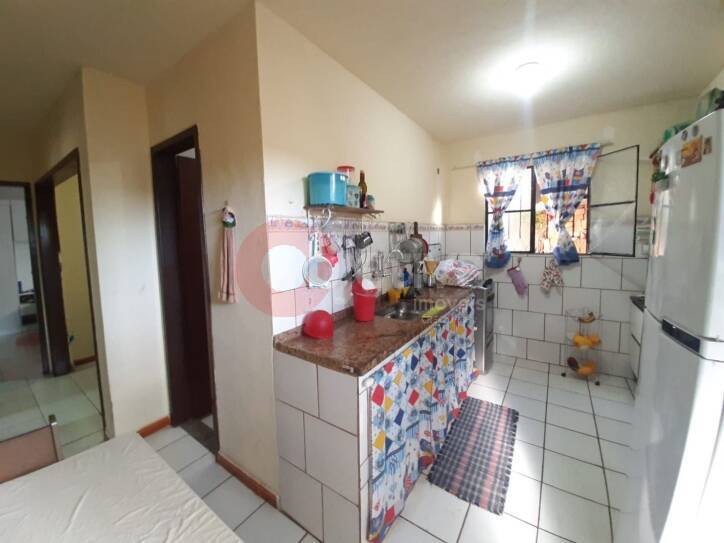 Casa à venda com 4 quartos, 200m² - Foto 18