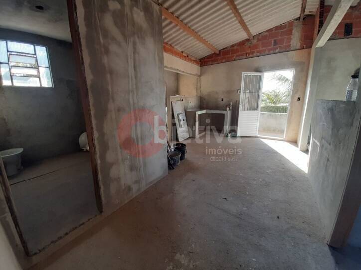 Casa à venda com 4 quartos, 200m² - Foto 29