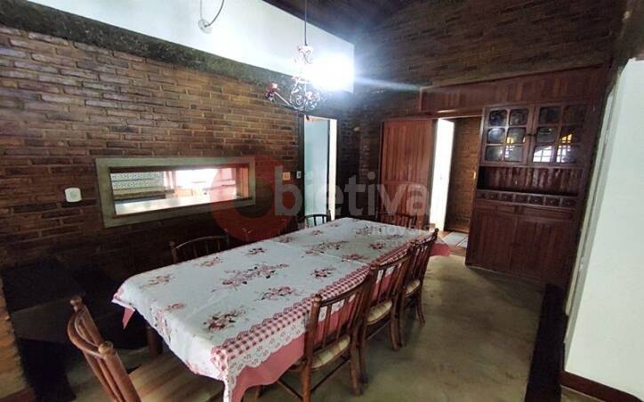 Casa à venda com 4 quartos, 150m² - Foto 5