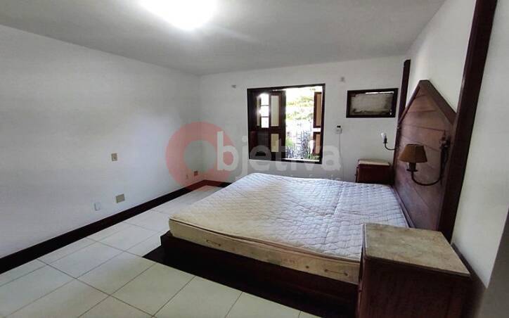 Casa à venda com 4 quartos, 150m² - Foto 13