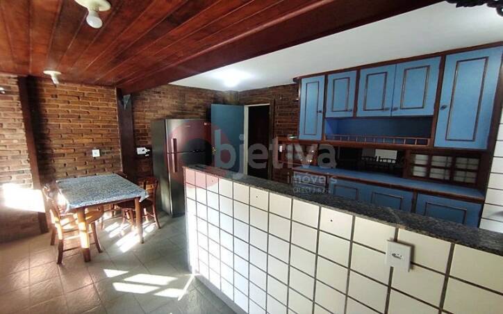 Casa à venda com 4 quartos, 150m² - Foto 18