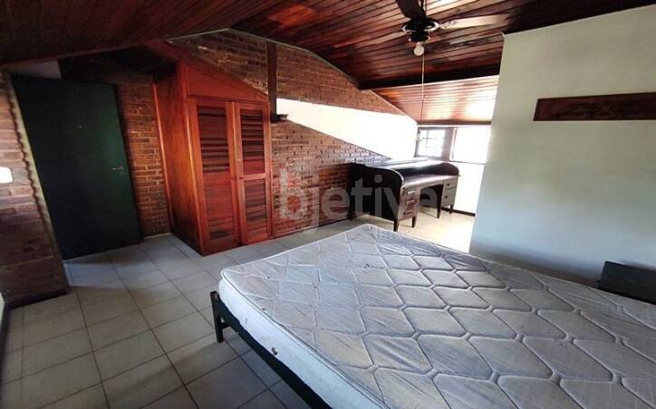 Casa à venda com 4 quartos, 150m² - Foto 26