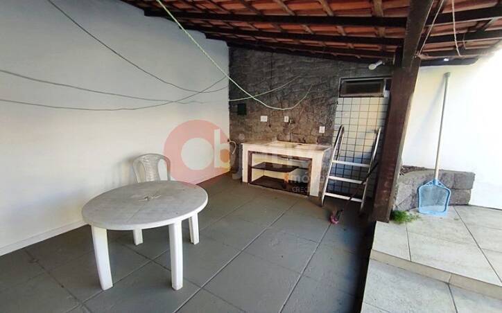 Casa à venda com 4 quartos, 150m² - Foto 35