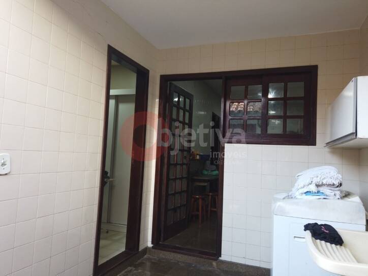 Casa à venda com 3 quartos, 196m² - Foto 10