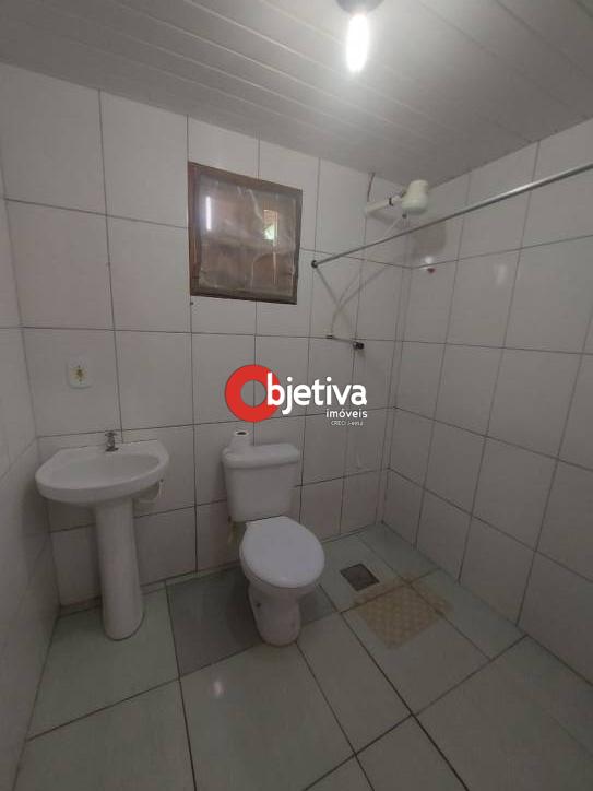 Casa à venda com 4 quartos, 120m² - Foto 3