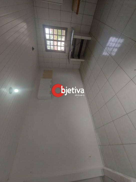 Casa à venda com 4 quartos, 120m² - Foto 5