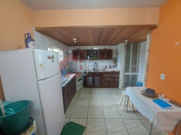 Casa à venda com 4 quartos, 120m² - Foto 15